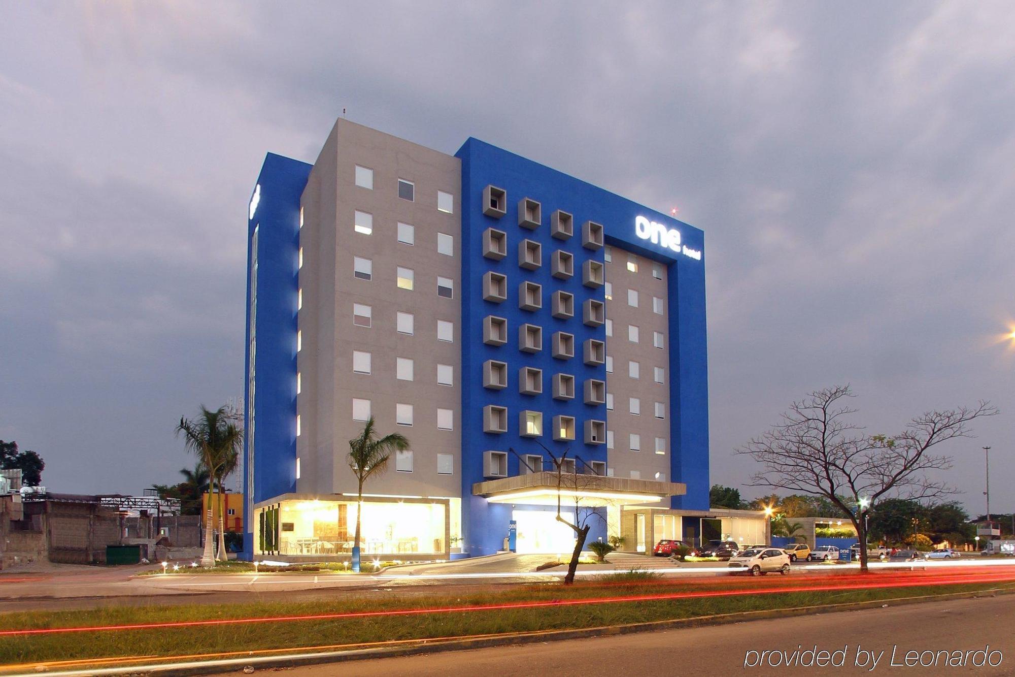 วัน บียาเอร์โมซา 2000 Hotel วิลลาเฮอโมซา ภายนอก รูปภาพ