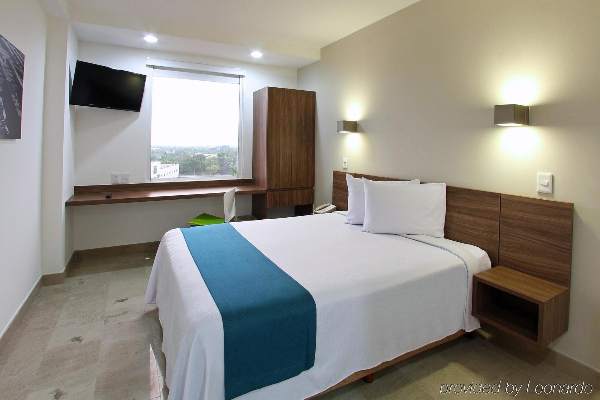 วัน บียาเอร์โมซา 2000 Hotel วิลลาเฮอโมซา ภายนอก รูปภาพ