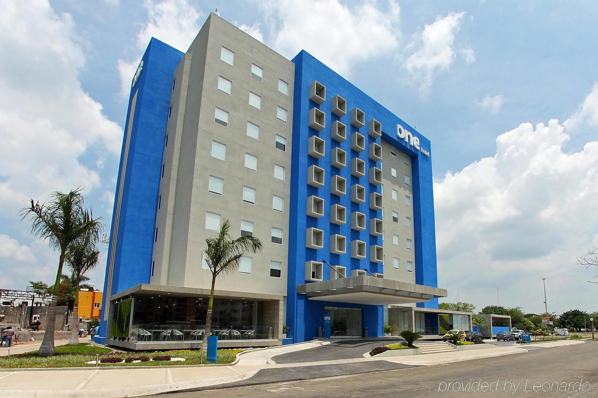 วัน บียาเอร์โมซา 2000 Hotel วิลลาเฮอโมซา ภายนอก รูปภาพ
