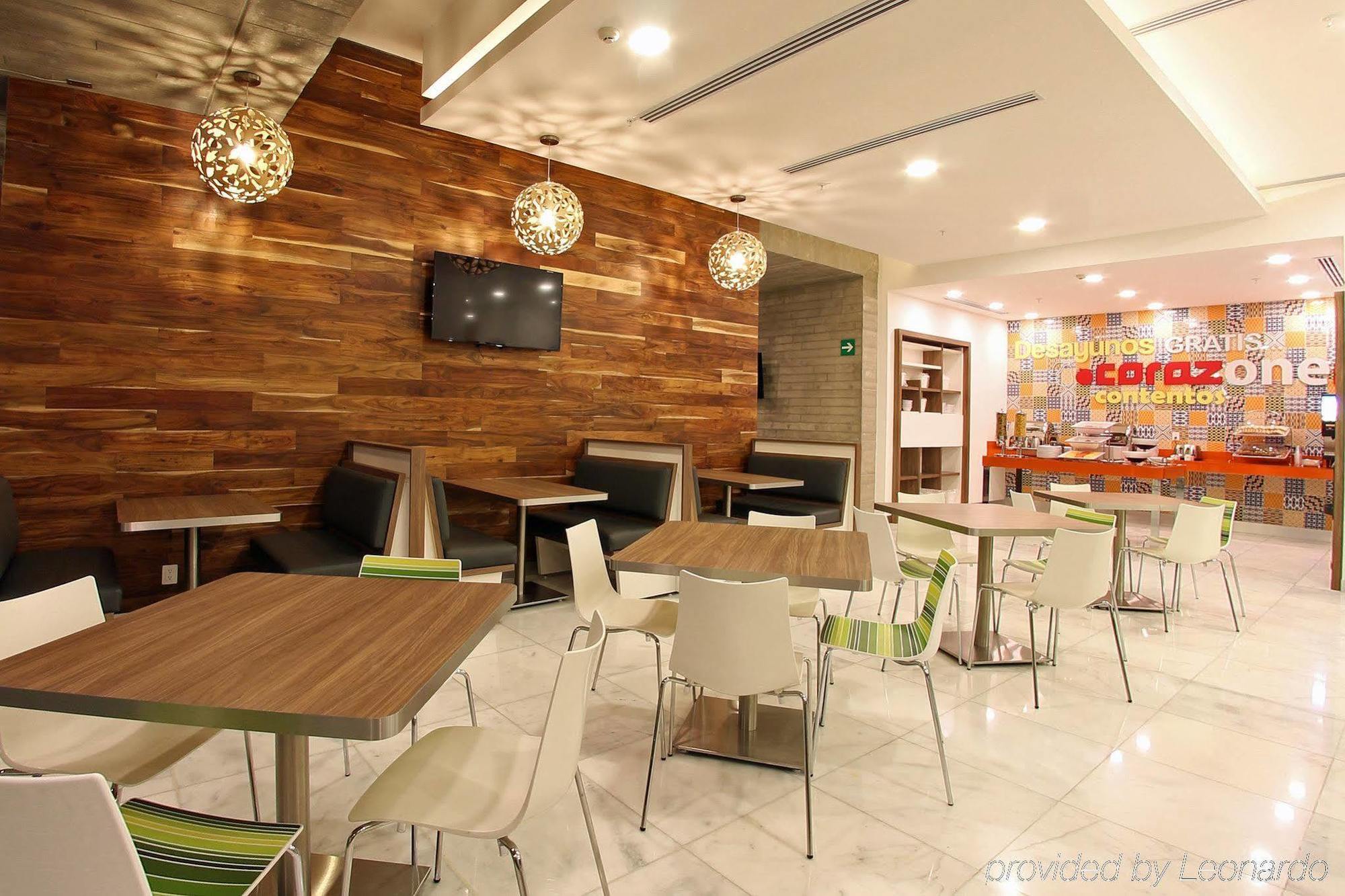 วัน บียาเอร์โมซา 2000 Hotel วิลลาเฮอโมซา ภายนอก รูปภาพ
